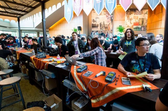 【重要】今日16：45 LPL四强赛 TES vs V5！战事重启，精彩继续！