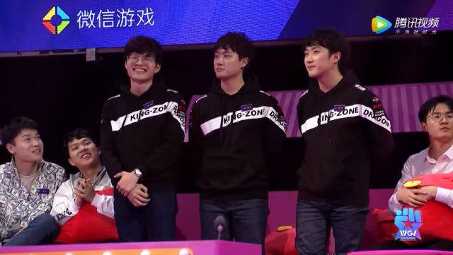 匿名来源向理查德·刘易斯透露了关于 Astralis 的更多细节；