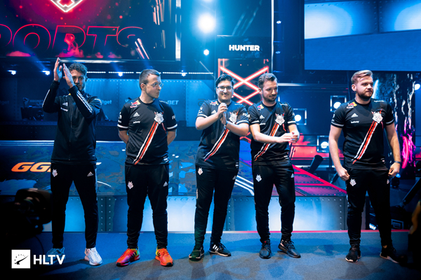 Falcons 正式签约 kyousuke