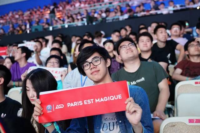 Zonic阿卡丽切麻微笑 雨凡烬架狙狂杀 PYL队1-0微笑队